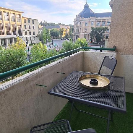 Main Square 5 Star Luxury Apartment With View Cluj-Napoca Exteriör bild